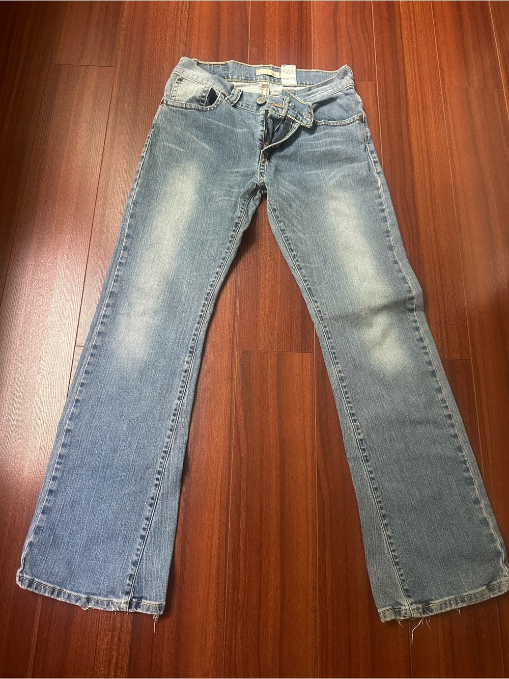 Levi's 542 Light Blue Flare Jeans